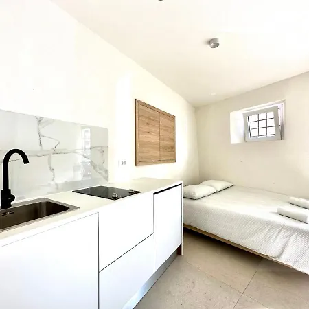 Damir Skomina Apartments Koper Exterior foto