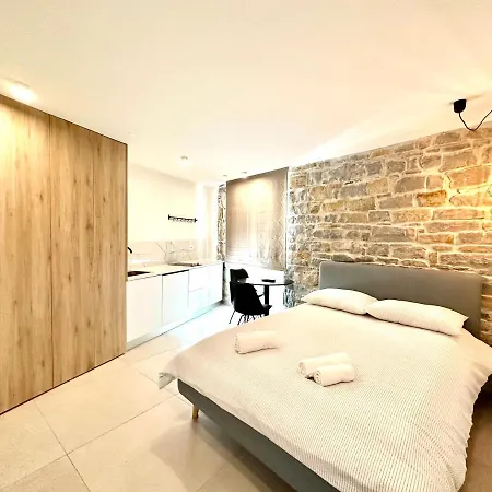 Damir Skomina Apartments Koper Exterior foto