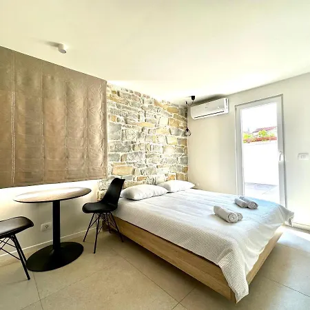 Damir Skomina Apartments Koper Exterior foto