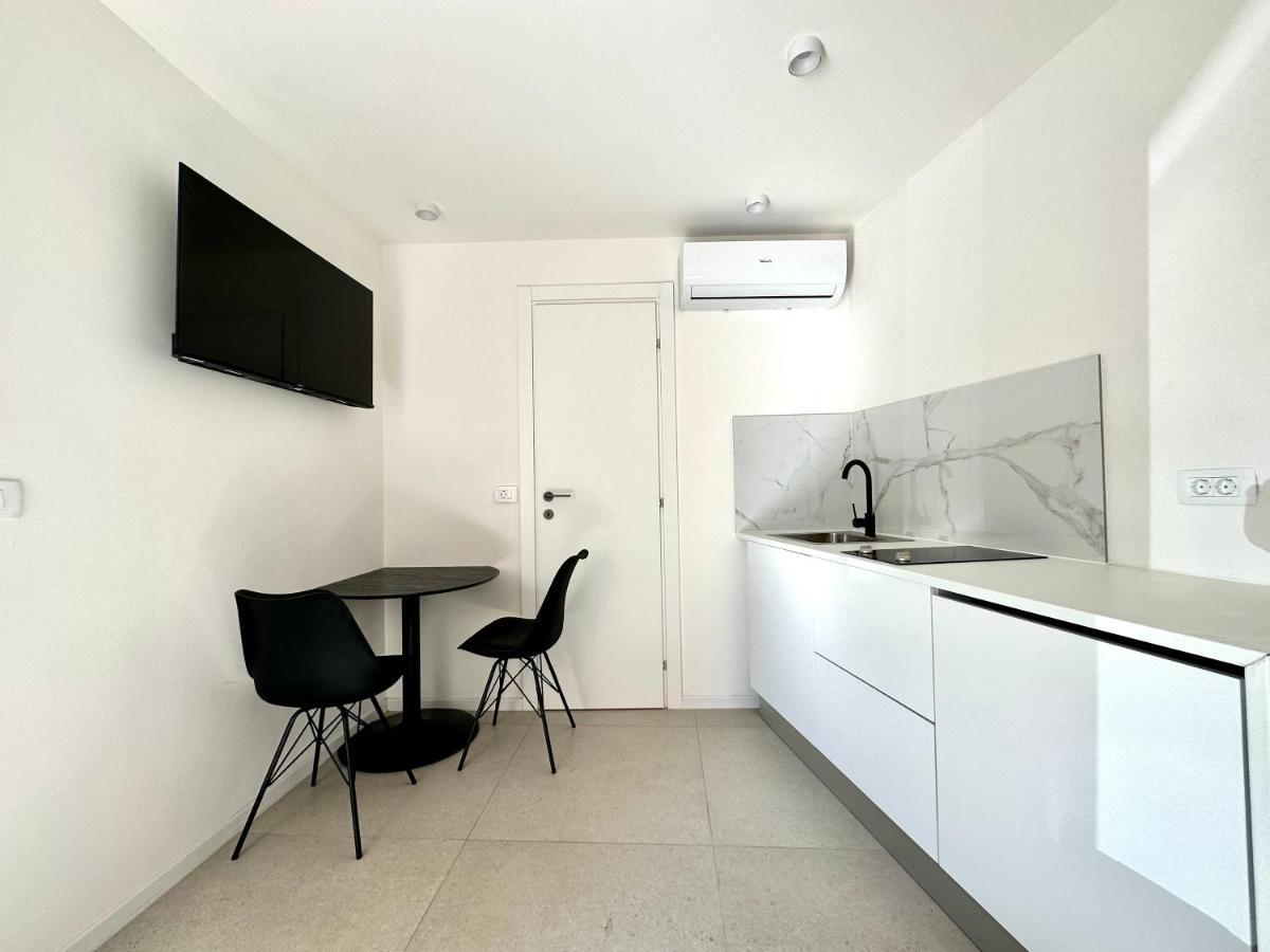 Damir Skomina Apartment Koper