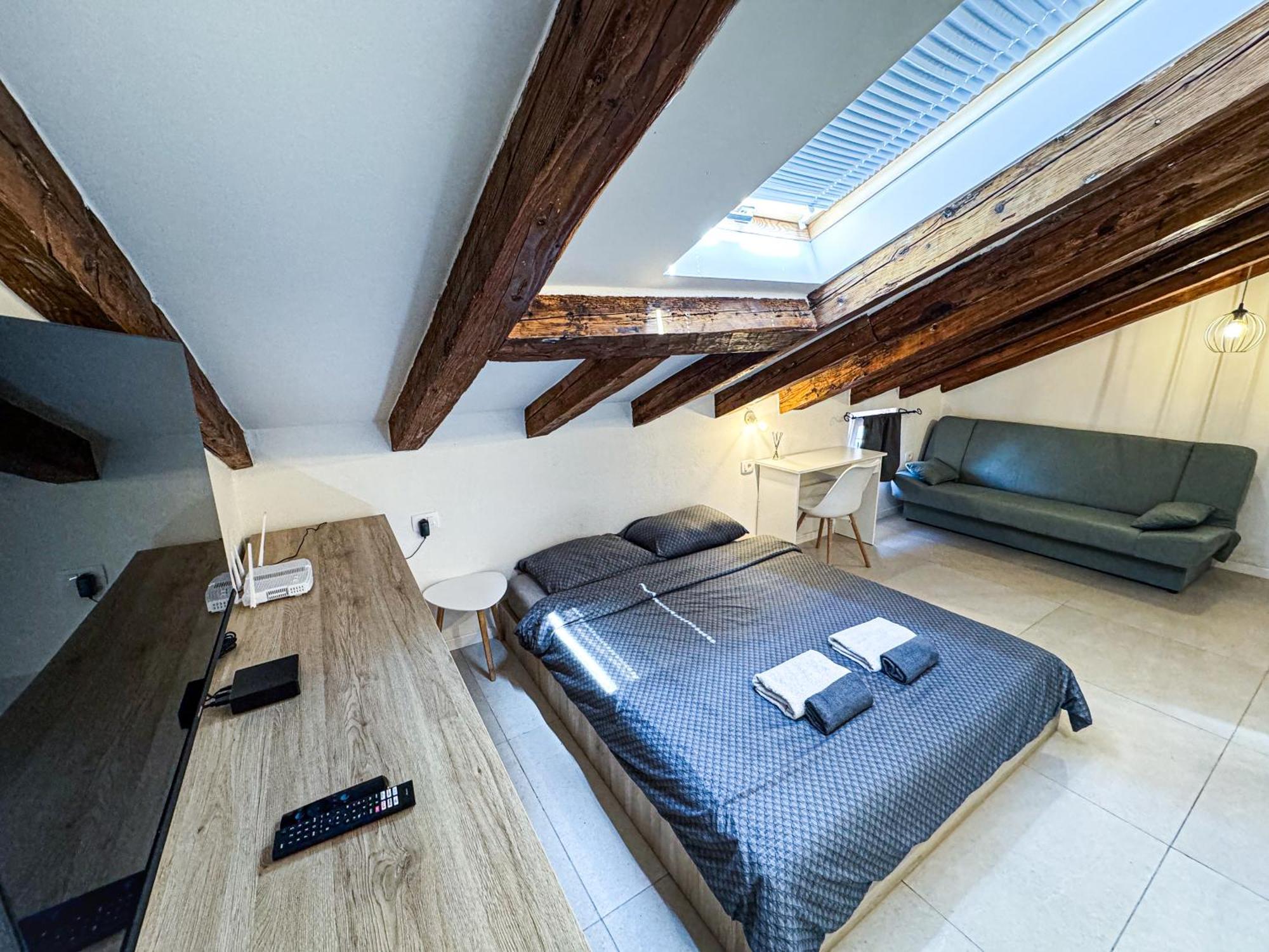 Damir Skomina Apartment Koper